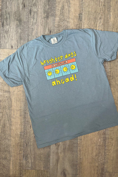 BRIGHTER DAYS AHEAD GRAPHIC TEE
