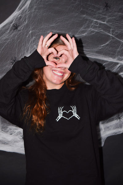 SKELETON HEART EMBROIDERED SWEATER