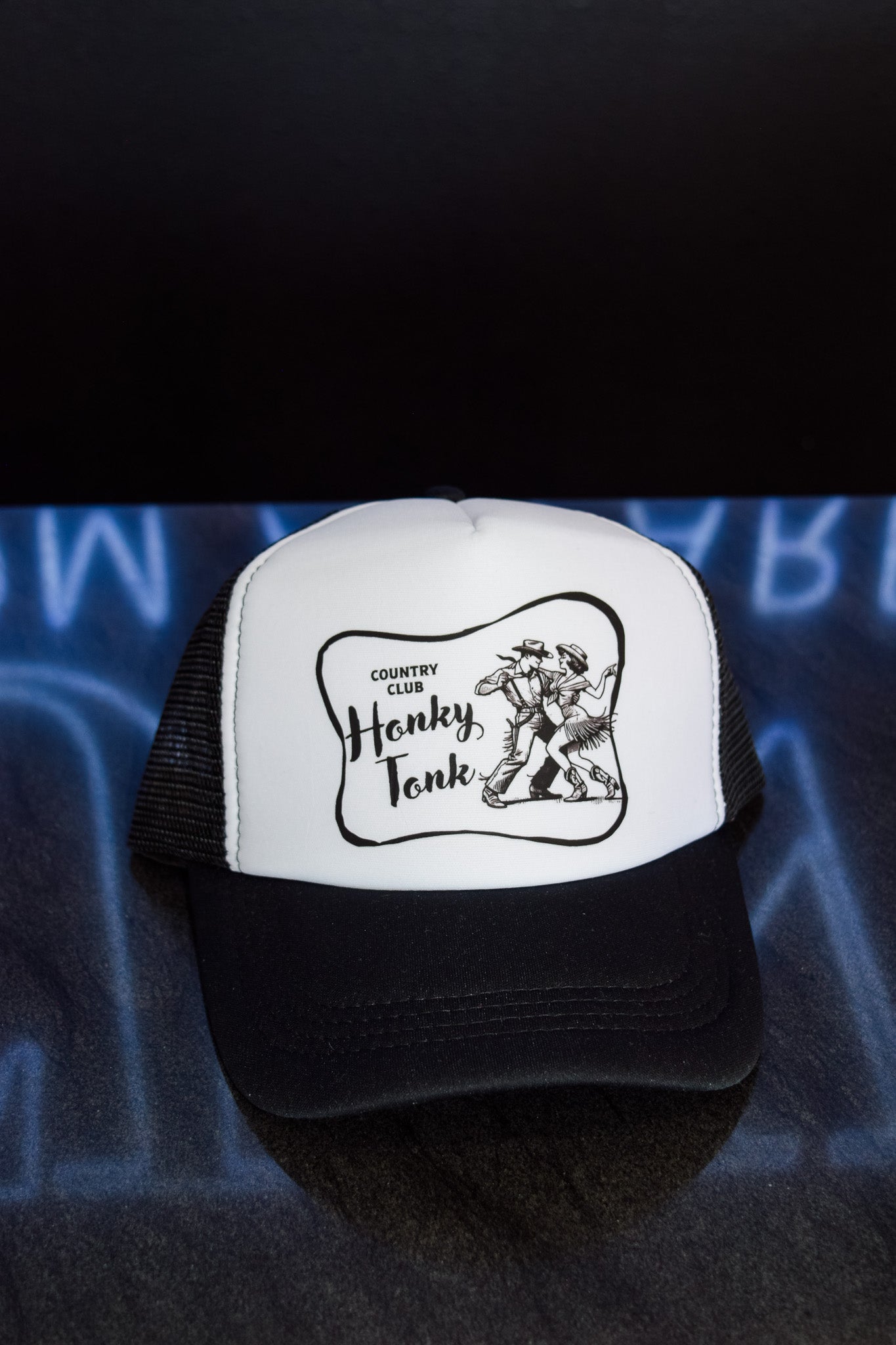 HONKY TONK COUNTRY CLUB
