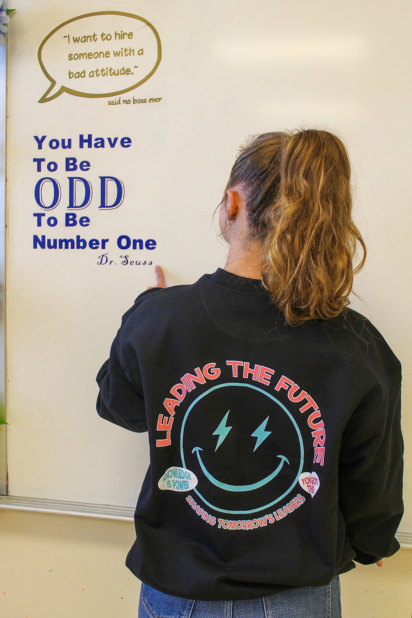LEADING THE FUTURE GRAPHIC SWEATER