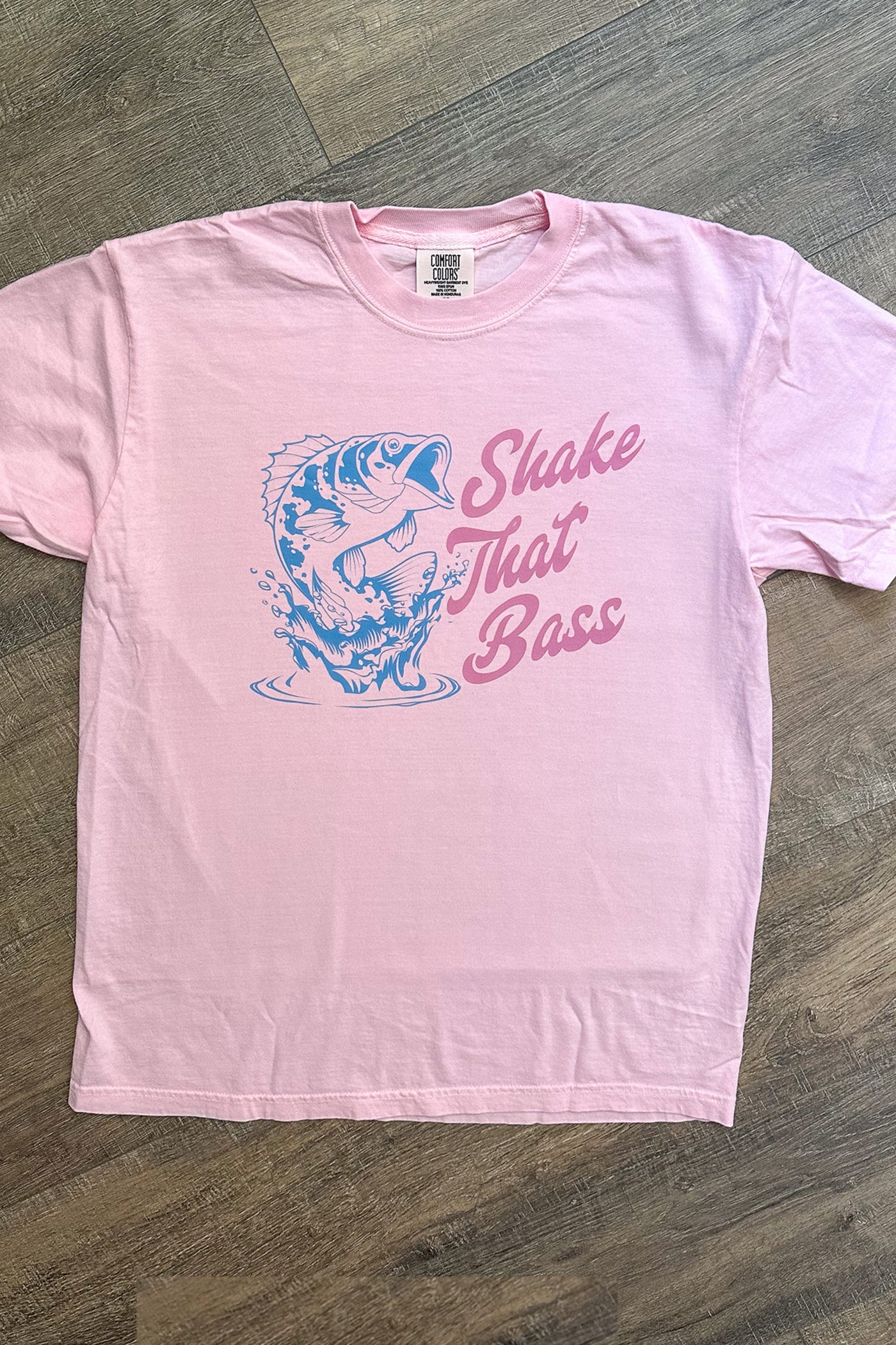 SHAKE THAT BASS GRAPHIC TEE