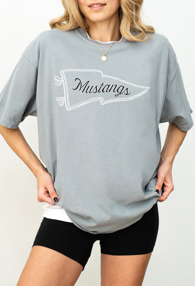 CUSTOM VINTAGE PENNANT FLAG GRAPHIC SWEATER
