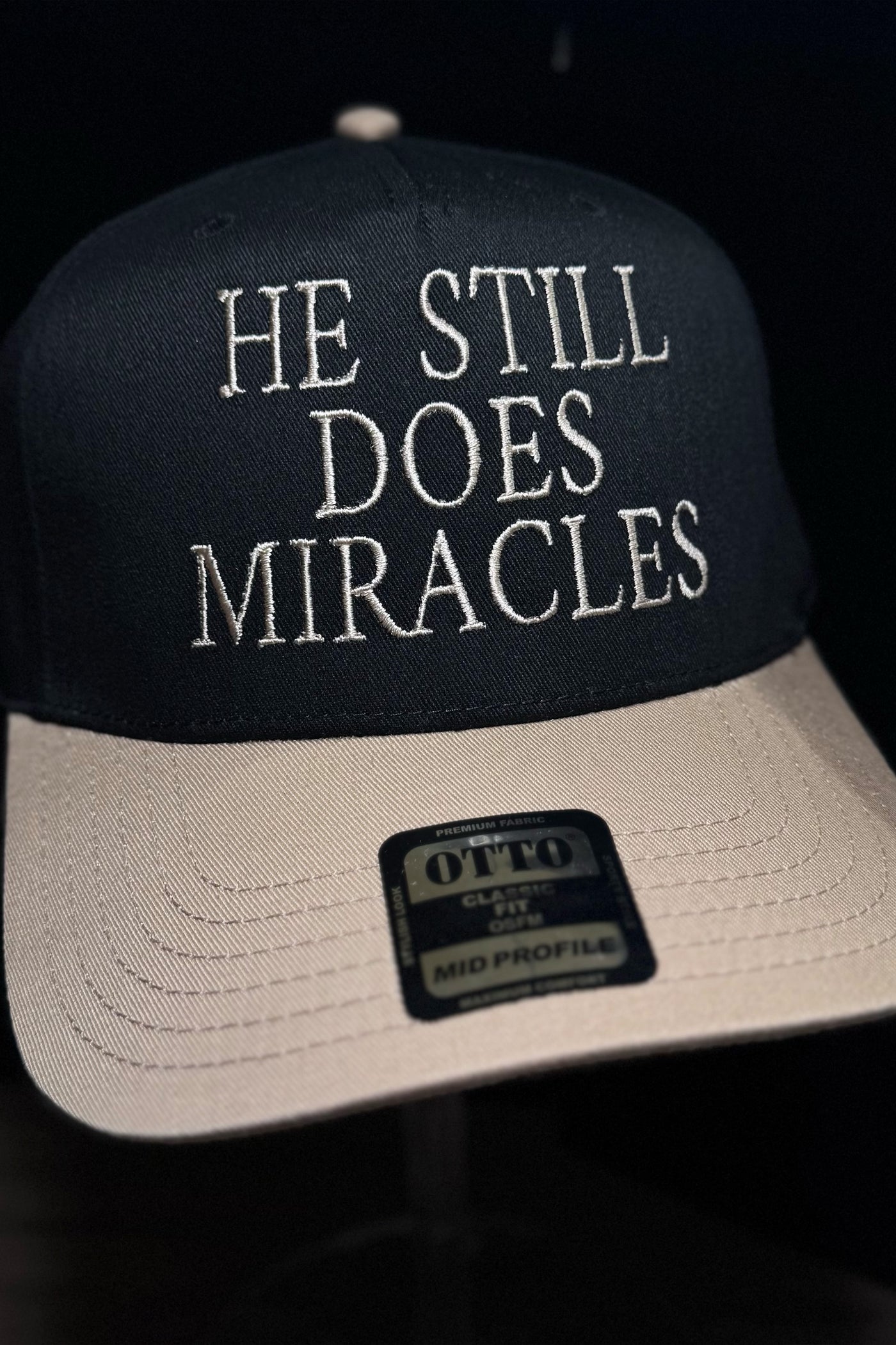 HE STILL DOES MIRACLES TRUCKER CAP