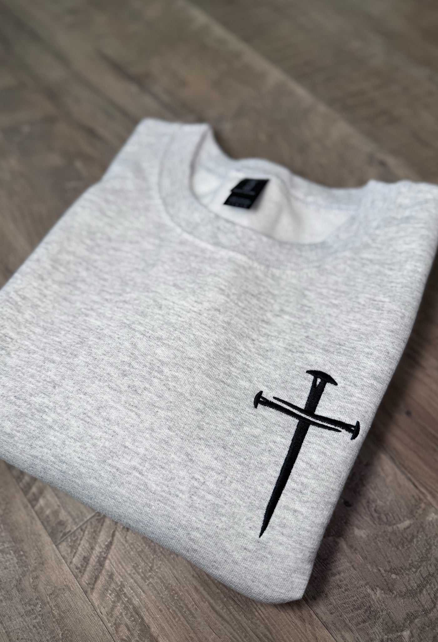 NAIL CROSS EMBROIDERED SWEATER