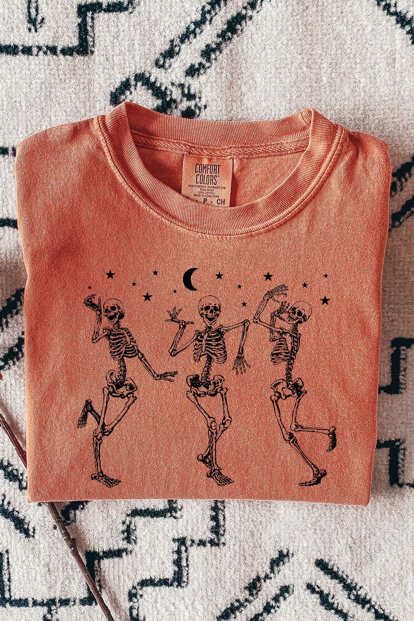 MOONLIGHT DANCING SKELETONS