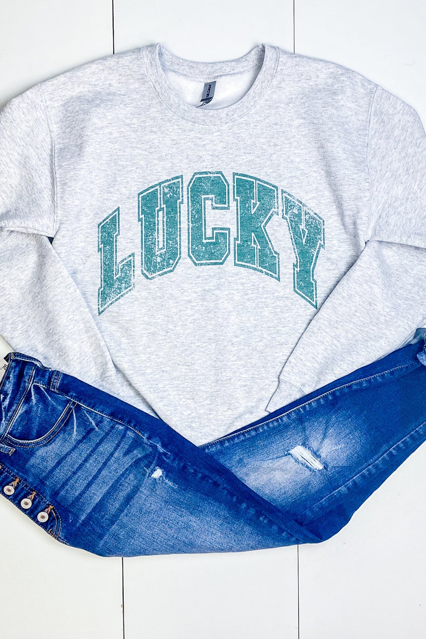 LUCKY ASH SWEATER